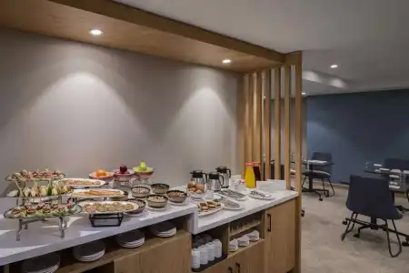 Hampton By Hilton Istanbul Sirkeci - 8