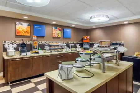Spark by Hilton Atlanta Airport South College Park - 22