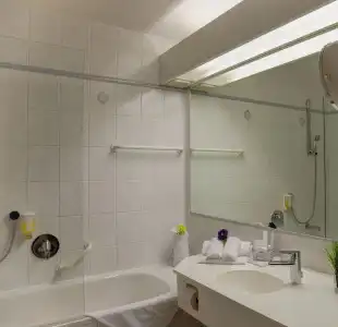 Best Western Plus ParkErding - 10