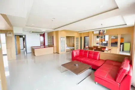 Paradise Resort - 0