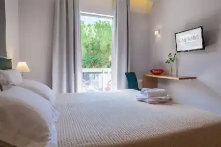 Anemos Rooms & Apartments - 42