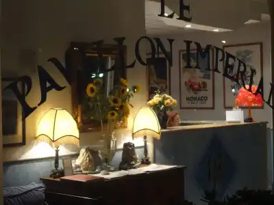 Hôtel Pavillon Impérial - 10