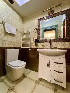 Silver 34 Boutique - 72