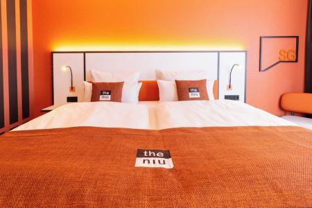 Holiday Inn - the niu, BLADE SOLINGEN by IHG - 15