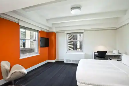 Row NYC - 16