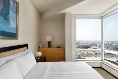 Shangri-La Residences and Apartments - 17