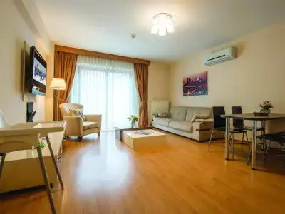 Blueway Residence - 4