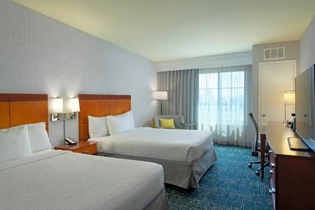 Courtyard by Marriott Old Town - 38