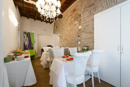Domus Spagna Frattina Prestige Suite - 21