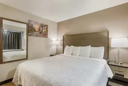 Red Roof Inn PLUS+ & Suites Savannah - I-95 - 25