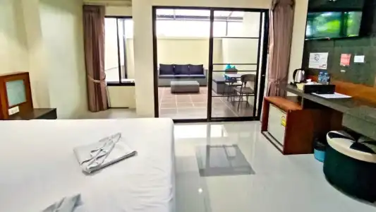 Lucky Patong - 73