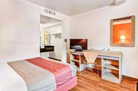 Motel 6 Pittsburgh, PA - Crafton - 5