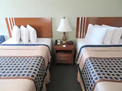 The Smart Stay Inn - 30