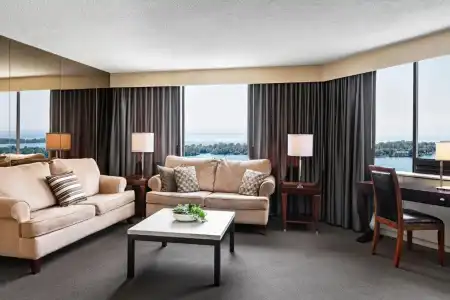 The Westin Harbour Castle, Toronto - 5