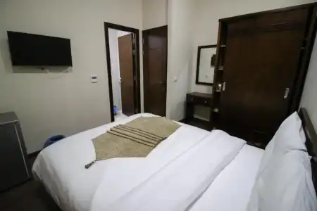 Miramar Talaat Harb - 41