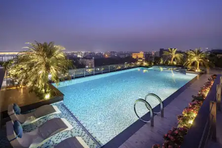 Radisson Blu Mumbai International Airport - 10