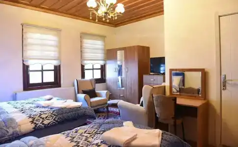 ÖZ Butik Otel Antik Kent Myrleia - 75
