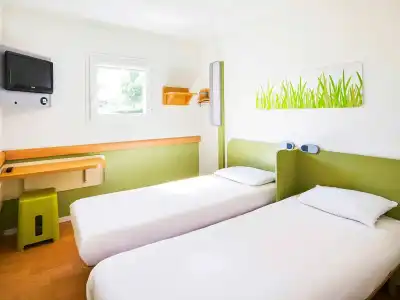 Ibis Budget Chartres - 3