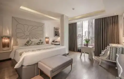 A&EM Saigon - 100