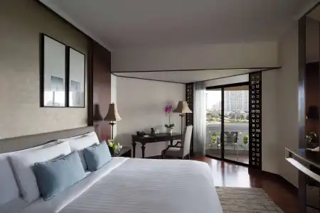Anantara Riverside Bangkok Resort - 17