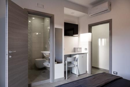Amica Geniale - 25