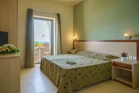 Alianthos Beach - 7