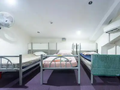 Snooze Inn @ Dunlop Street - 2
