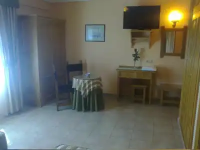 Hostal Los Gavilanes 2 - 24