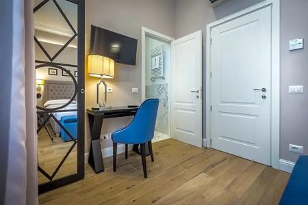 Emma Small Luxury - 30