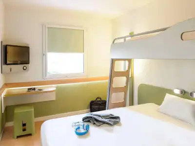 ibis budget Tarbes - 4