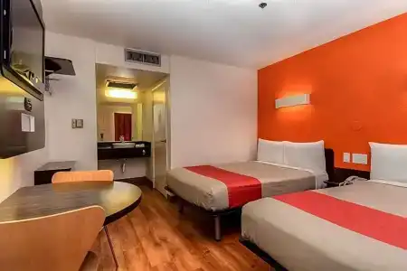 Motel 6 Carlsbad, CA Beach - 33