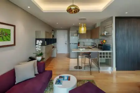 Sherwood Suites - 181