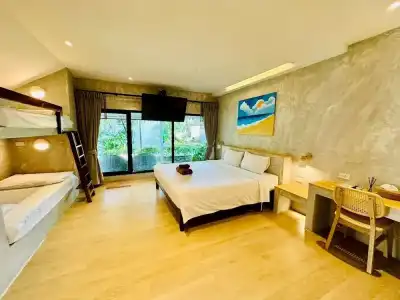 Twin Bay Resort - 264