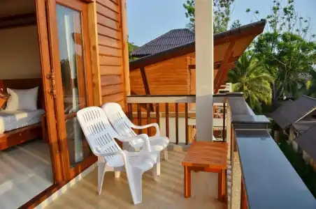 Lanta Miami Resort - 43