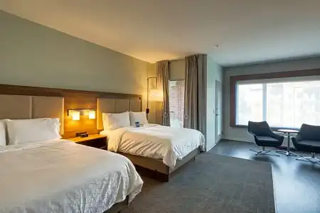 Holiday Inn Express & Suites Charlotte - South End by IHG - 73