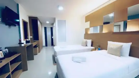 The Greenery Central Suites - 2