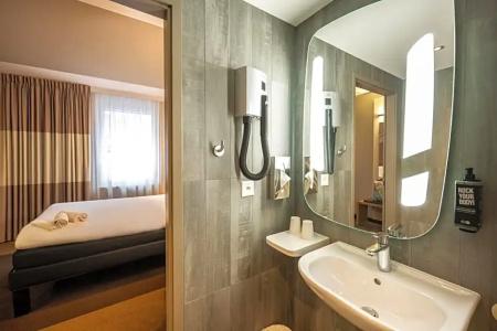 ibis Geneve Centre Lac - 39