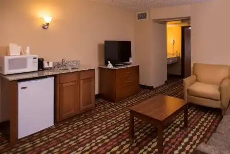 Best Western Ambassador Inn & Suites - 157