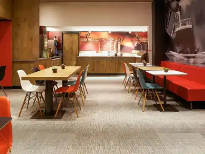 Ibis Paris Canal Saint Martin - 18