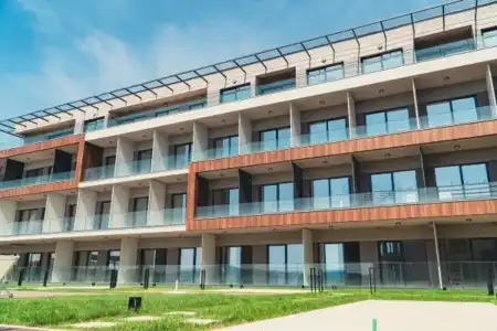 Royal Blue Resort & Residences - 8