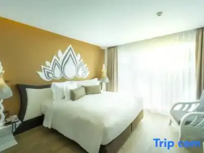 Anajak Bangkok - 40