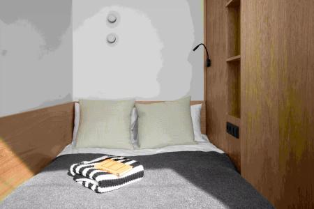 Corner - 2