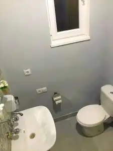 AMBROsador Guest House - 26