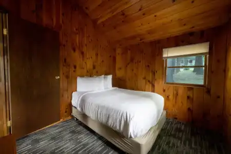 Depe Dene Lakeside Resort - 383