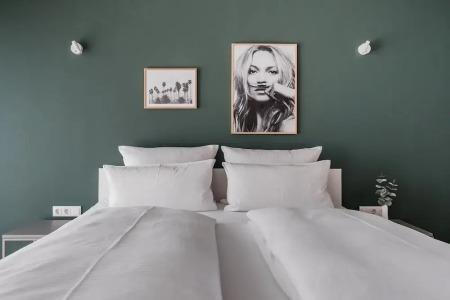 CLOUD No7 STUDIOS - 16