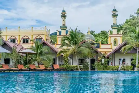 Phi Phi Andaman Legacy Resort - 12