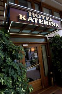 Katerina - 28