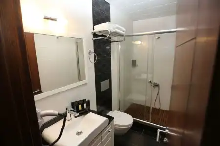 K Suites - 8