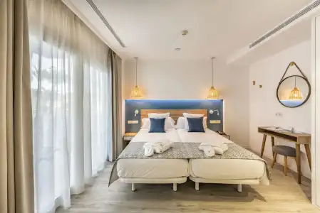 THB Gran Bahia and Apartments - 44