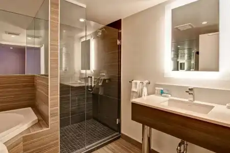 Hampton Inn & Suites by Hilton Calgary-Airport - 53
